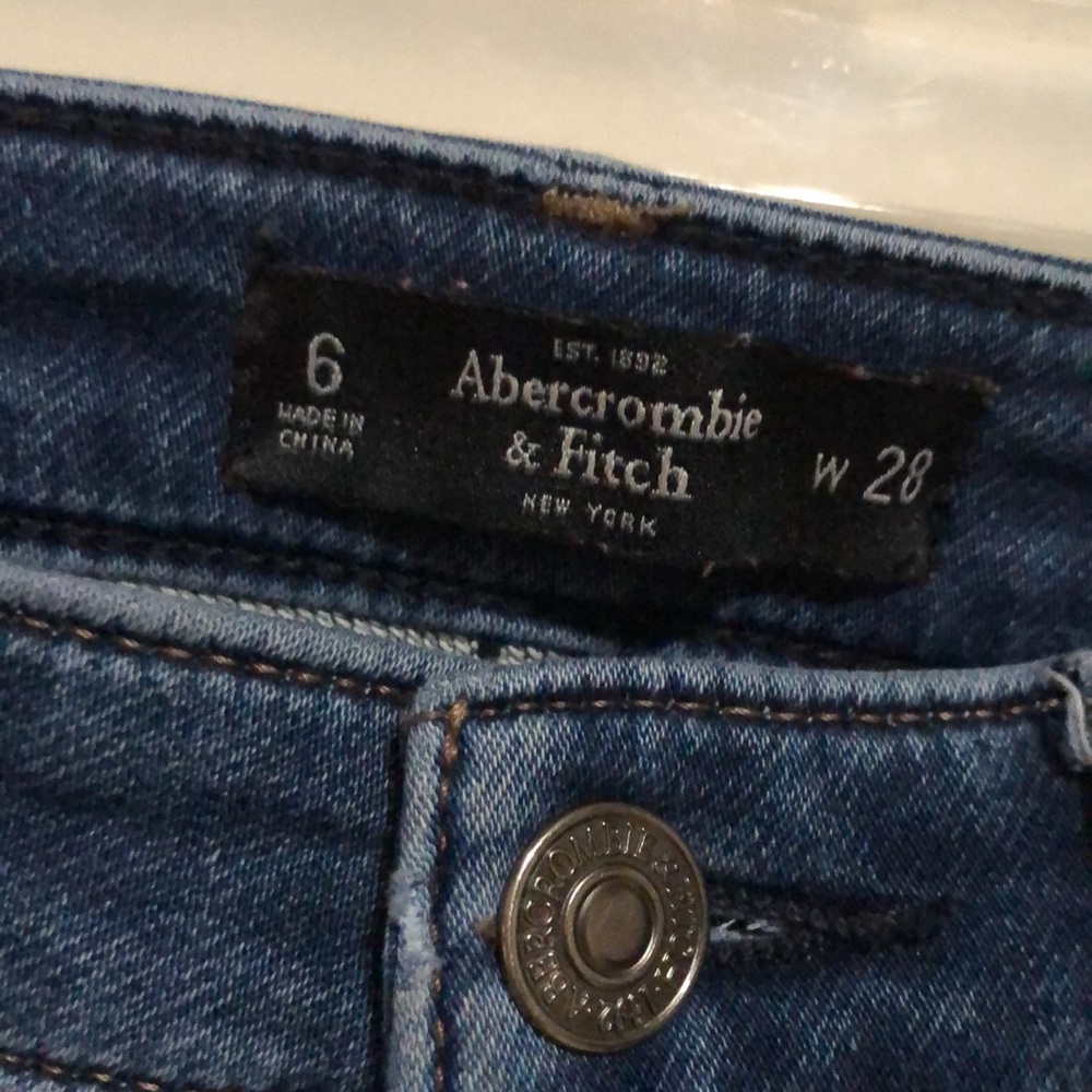 A&F High Rise Jegging - Picture 5 of 8